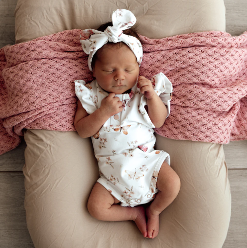 SNUGGLE HUNNY BUTTERFLY SHORT SLEEVE BODYSUIT