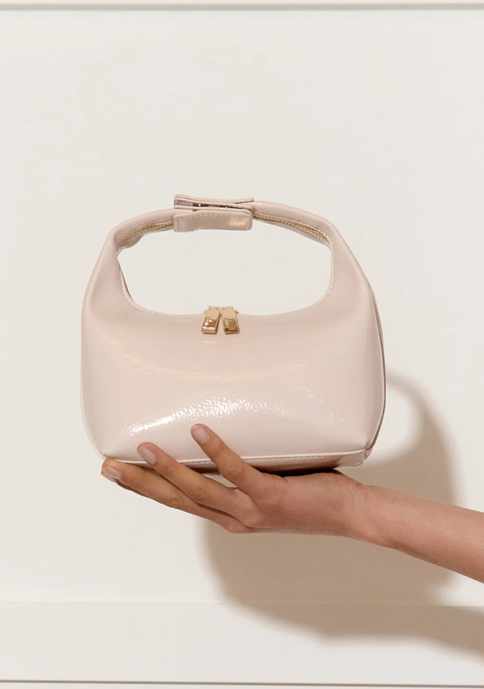 LIA CURVED SMALL BAG CREAM