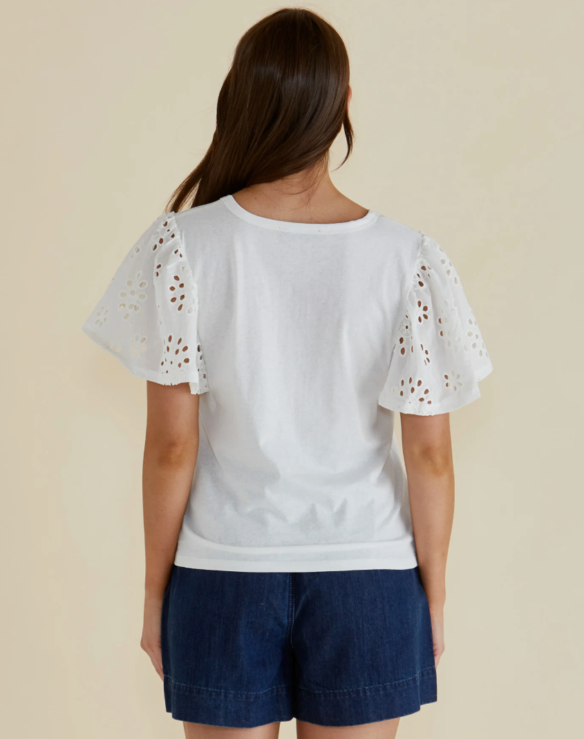 BETTY BASICS LOTTIE TEE WHITE