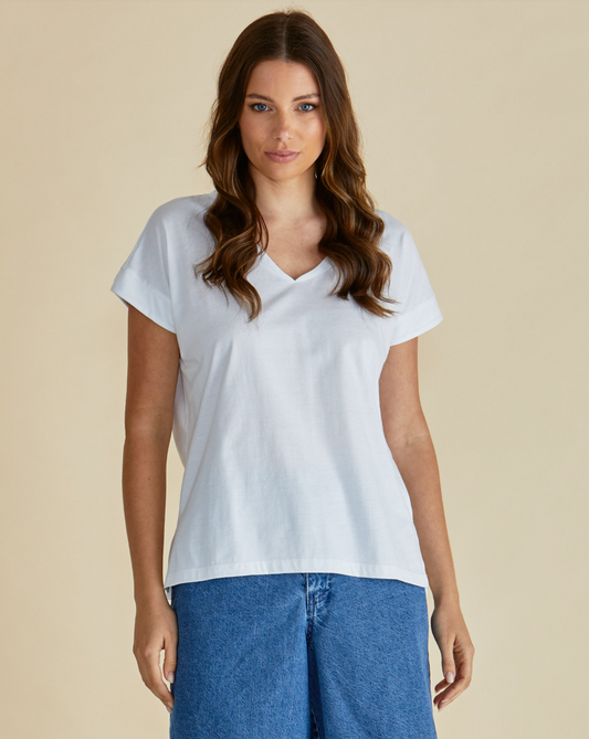 BETTY BASICS TRACY V NECK TEE WHITE