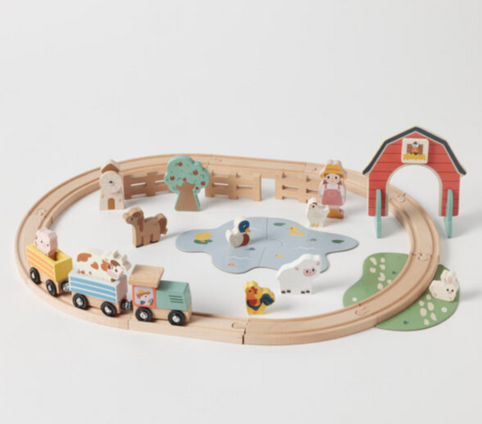 WOODEN TRAIN SET