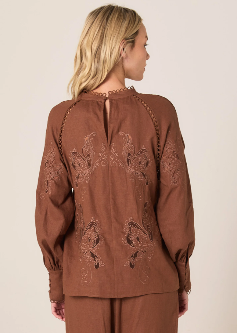 FATE & BECKER AVEN EMBROIDERED BLOUSE CINNAMON
