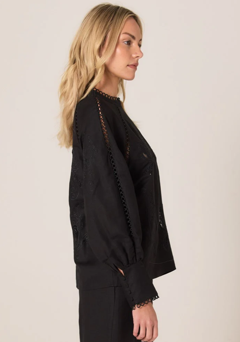 FATE & BECKER AVEN EMBROIDERED BLOUSE BLACK