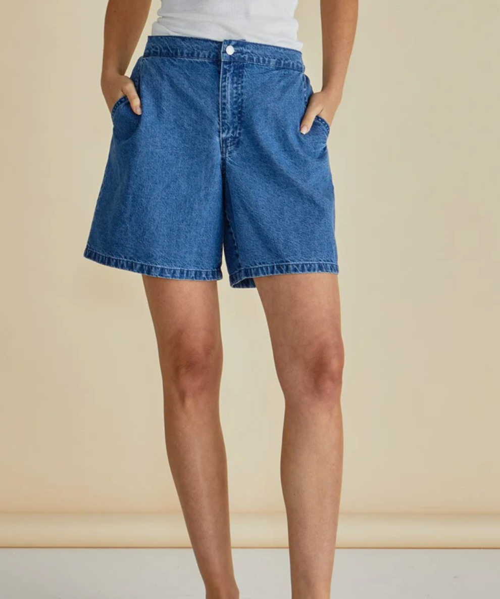 BETTY BREEZE DENIM SHORTS