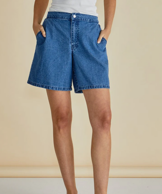 BETTY BREEZE DENIM SHORTS
