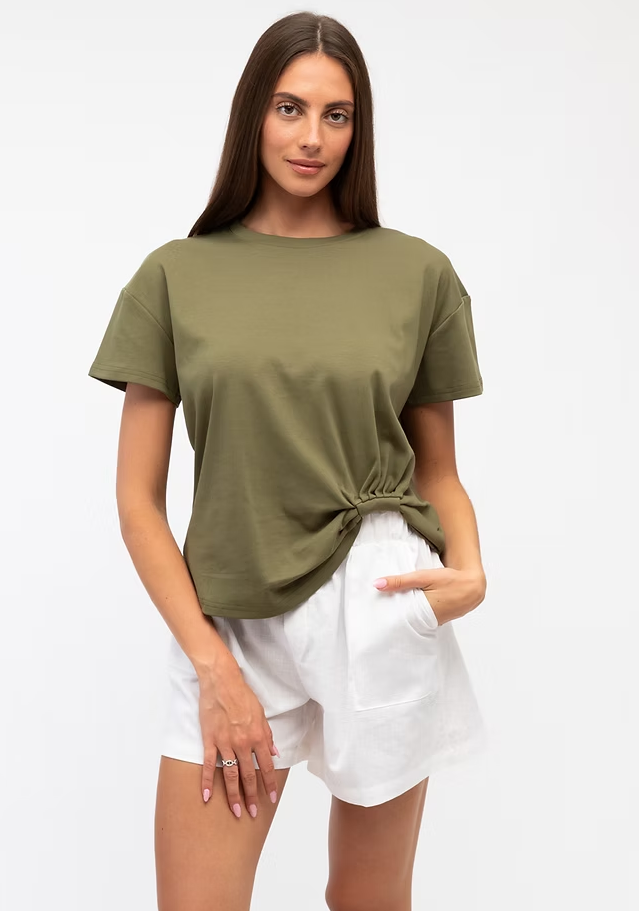 LABEL OF LOVE EASY TUCK TEE OLIVE