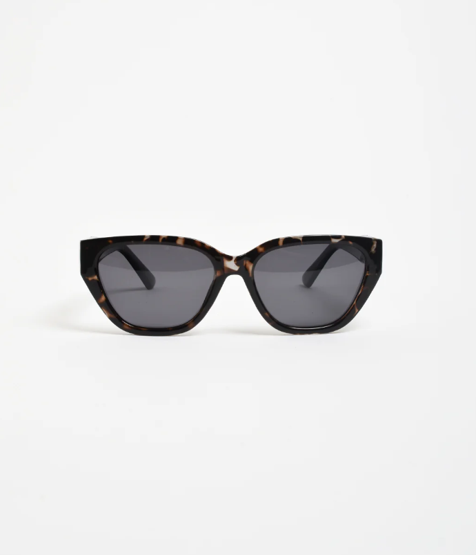 ADORNE STATEMENT SUNGLASSES