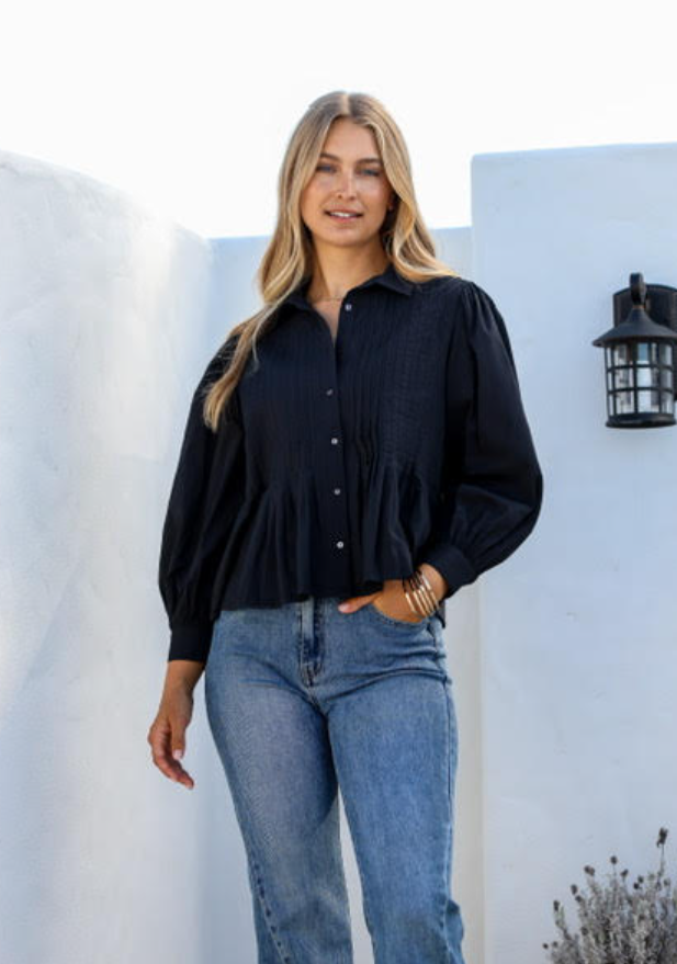 ELISA PINTUCK BLOUSE BLACK