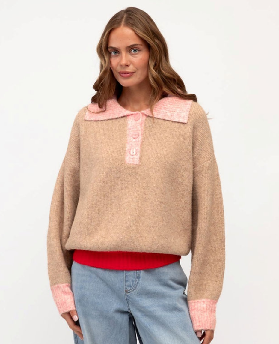 LOL CONTRAST TRIM SWEATER