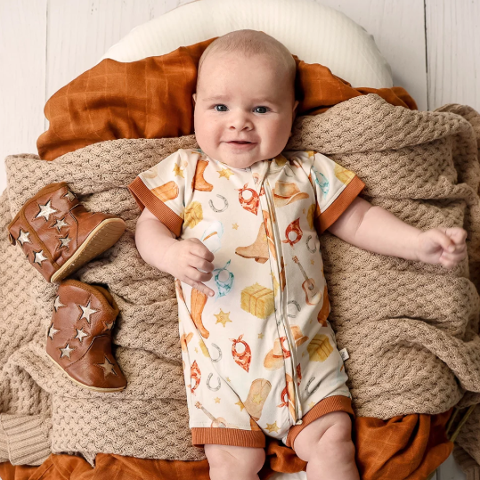 SNUGGLE HUNNY COWBOYS ORGANIC SNUGGLE SHORTIE