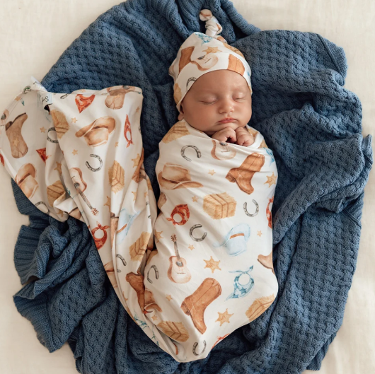 SNUGGLE HUNNY WILD HORSES JERSEY WRAP & BEANIE SET