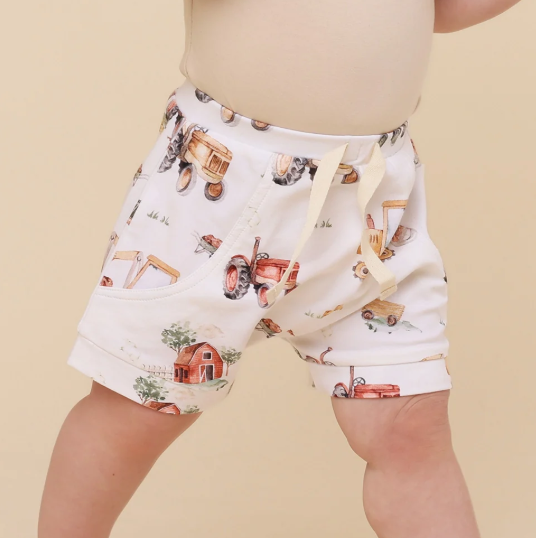 SNUGGLE HUNNY DIGGERS & TRACTORS ORGANIC SHORTS