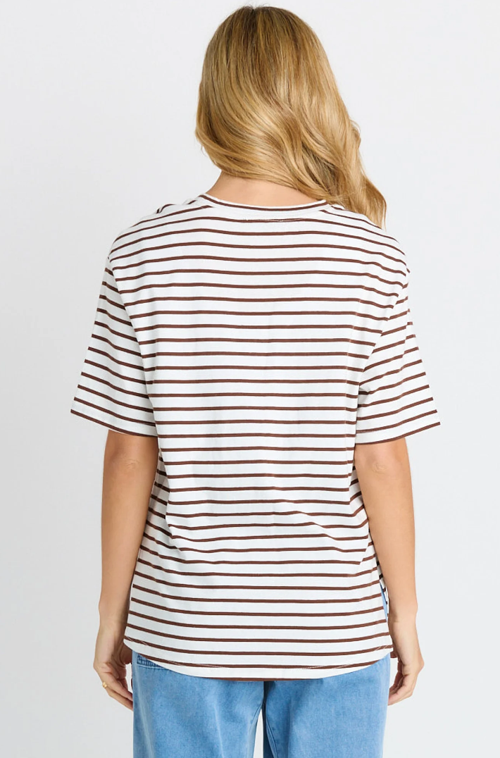 BETTY BASICS RELAX BOXY TEE CHOCOLATE & WHITE STRIPE