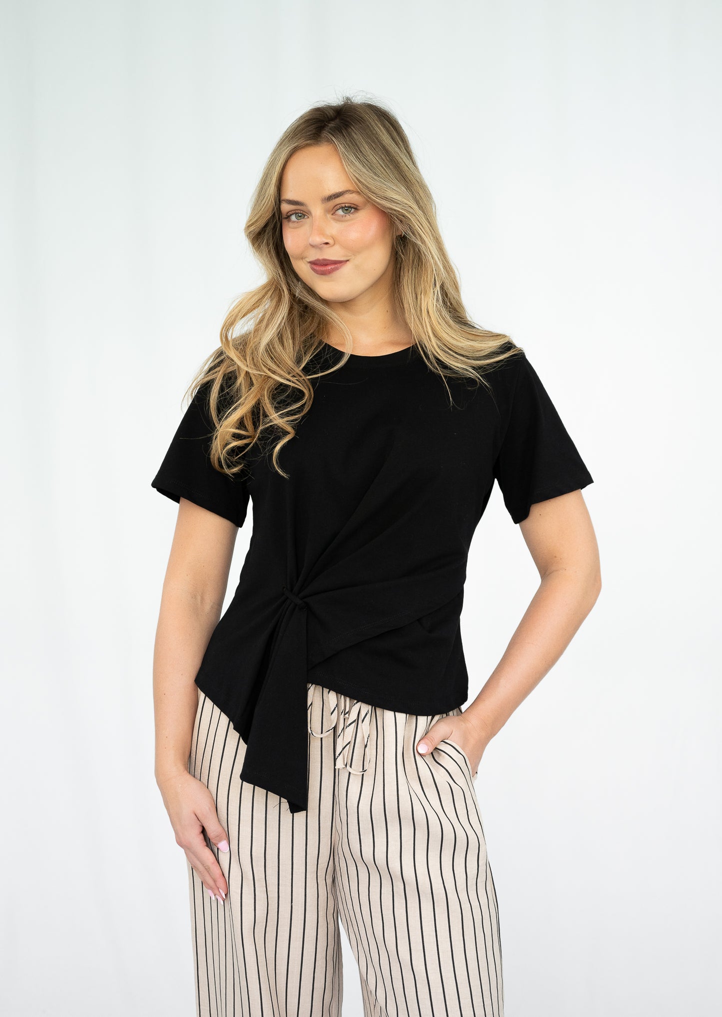 FRIA TUCK TEE BLACK
