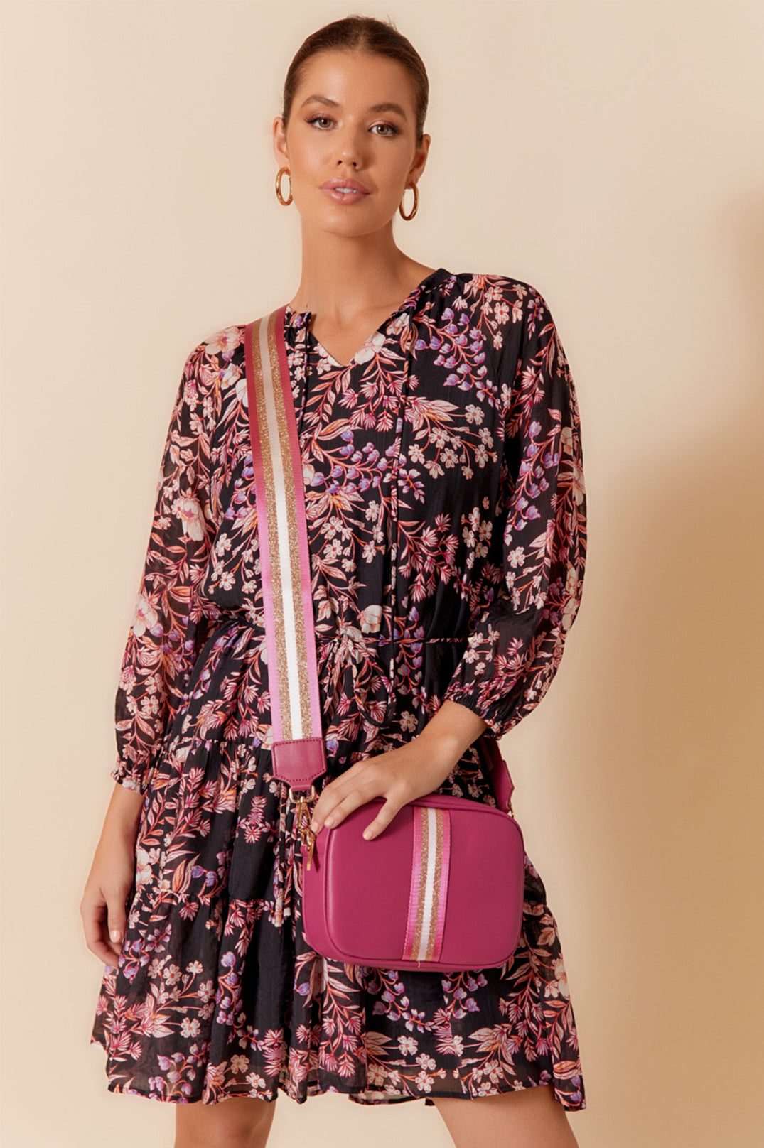 AXD-1700 ADORNE MAG BAG