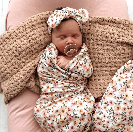 SNUGGLE HUNNY SPRING FLORAL MUSLIN WRAP